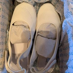 BRAND NEW WITH BOX EASY SPIRIT SHOES